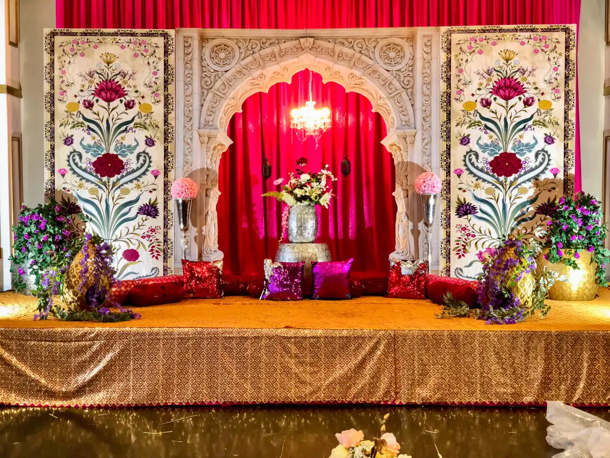 Wedding Decor Vancouver: Hotel Ballrooms, Community Halls & Home Events